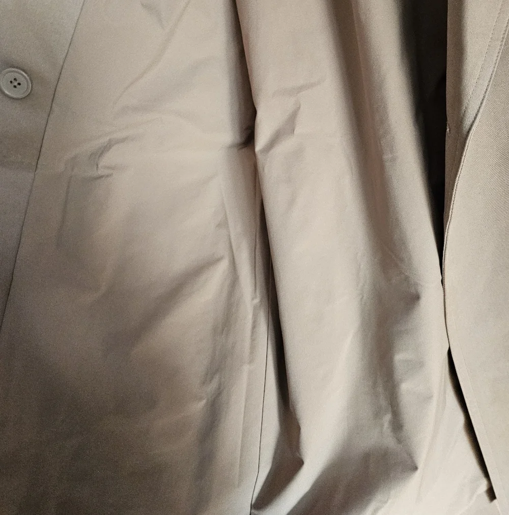 Alo Yoga Prime Trench